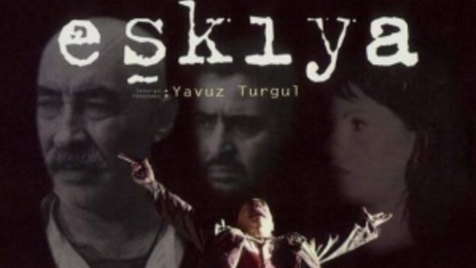 Türk televizyon tarihinin en başarılı filmi sizce hangisi?