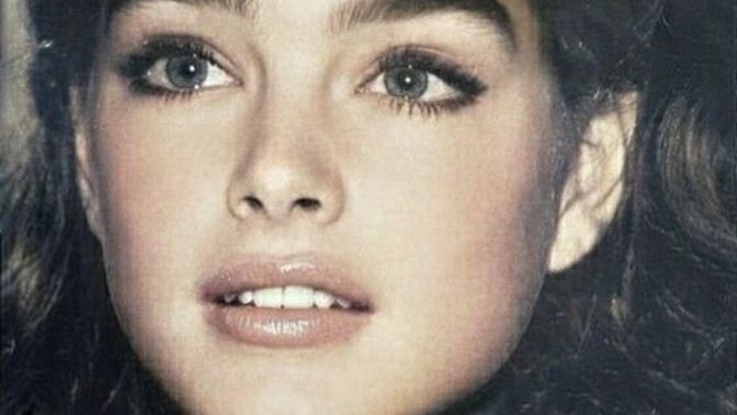 Sizce Brooke Shields'ın gençliği mi daha güzel yoksa Ana de armas mı?