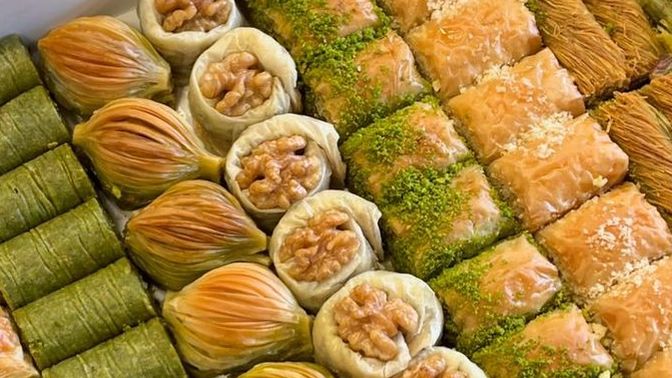 Bayrama baklava mı gider kadayıf mı?