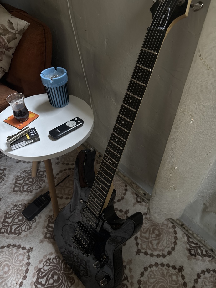 GİTAR Çalarmısınız?😍🎸?