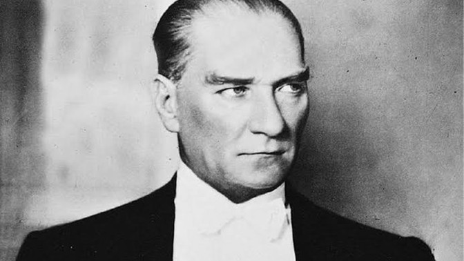 Atatürk'le 5 dakika konuşabilseniz ne sorardınız?