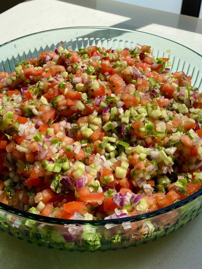 Salatanın nasıl doğranması makbuldür?