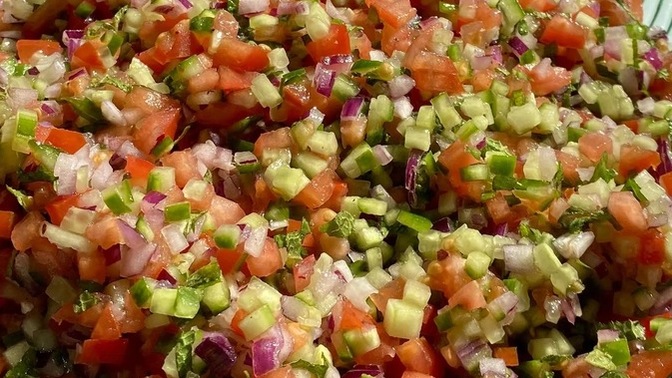 Salatanın nasıl doğranması makbuldür?