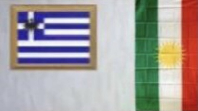 Arkadaşınızın evinde şöyle bir manzarayla karşılaşsanız tepkiniz ne olurdu?