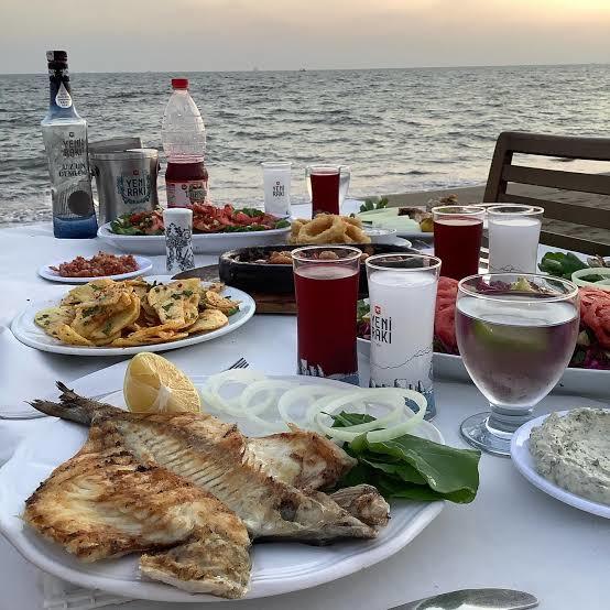 Rakı balık mı balık ekmek mi yoksa farklı başka bir çeşit mi?