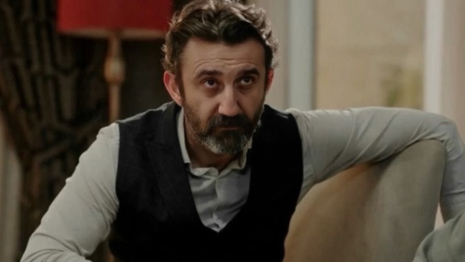Dizi karakterleri gerçek hayatta olsa, hangisiyle takılmak isterdin?