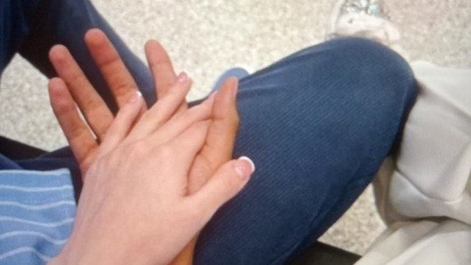Eşinizin/Sevgilinizin Elini Heryerde Tutar mısınınız?