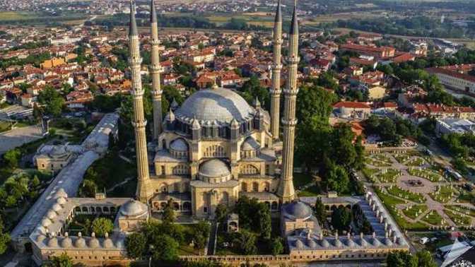Osmanlı döneminden kalma en etkileyici kültürel miras sizce hangisidir?