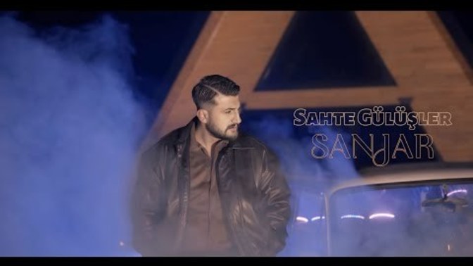 Gecenin karanlığına hangi şarkıyı önerirsin?
