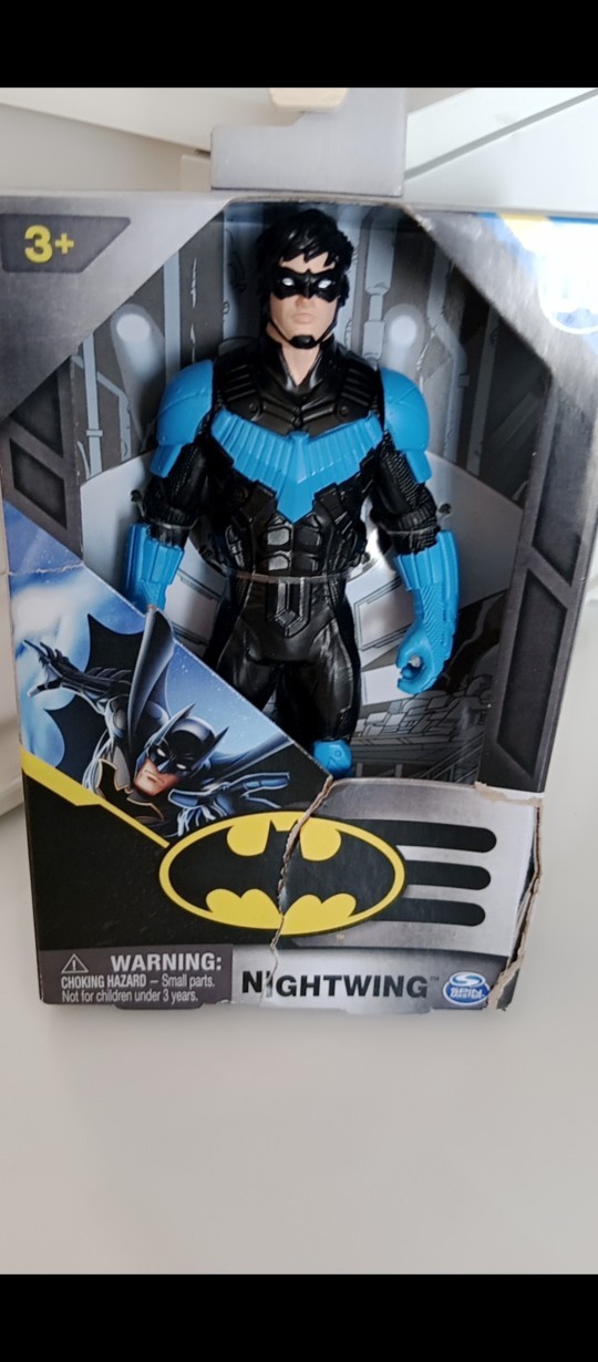 Yeni Batman figürüm nasıl gözüküyor?