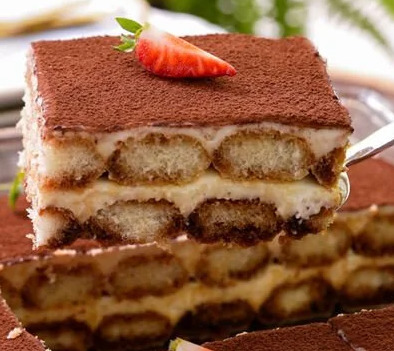 🍰Tatlı Krizi Bastığına Hangisine Koşarsın? Kıbrıs Tatlısı mı Tiramisu mu😜?