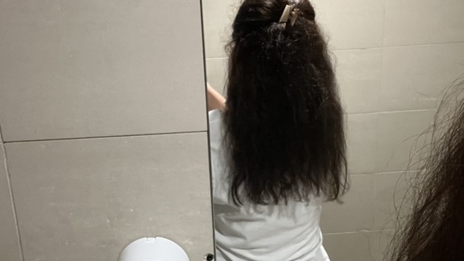 Saçlarımın kırıkları yok fakat uçlara doğru inceliyor. Ne yapabilirim?