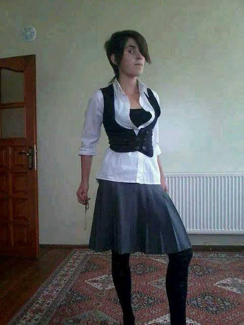 Prenses erkeklerden şikayetçi olan kızlar peki siz ne kadar hanımefendi siniz?