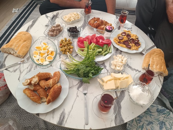 Eşiniz her sabah size kahvaltı hazırlıyor mu?