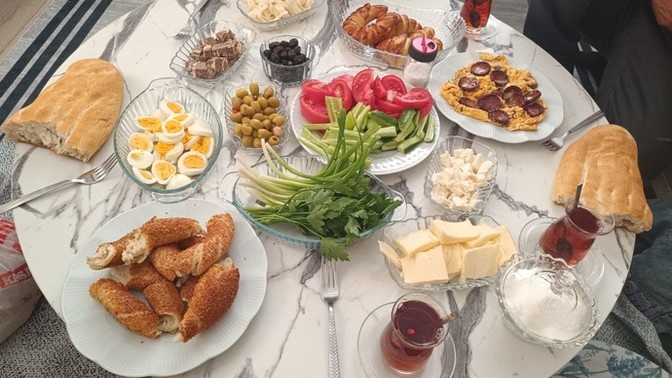 Eşiniz her sabah size kahvaltı hazırlıyor mu?