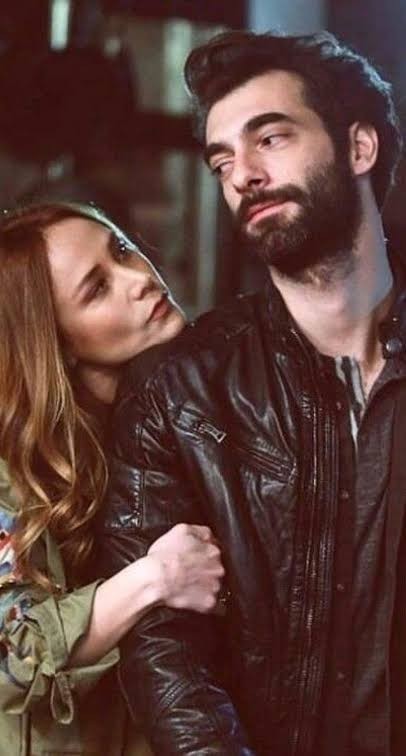Tek bir dizi ya da film karakteriyle bir gün geçirme şansın olsaydı, kimi seçerdin?
