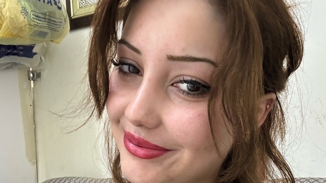 Saçlarım turuncu, açmadan bal köpüğü açık kahve yapmalıyım. Hangi boyayı kullanmalıyım?