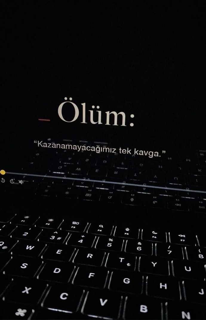 Siz öldükten sonra sosyal medya hesaplarınız için varis belirlediniz mi? Ölümlü olduğunuzu unutarak yaşadığınız oluyor mu?