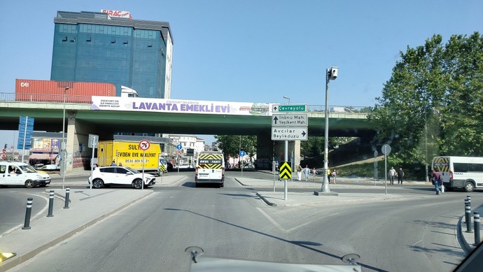 O zaman en son dinlediğiniz şarkıyı bana armağan etmiş olsaydınız bu hangi şarkı olurdu?
