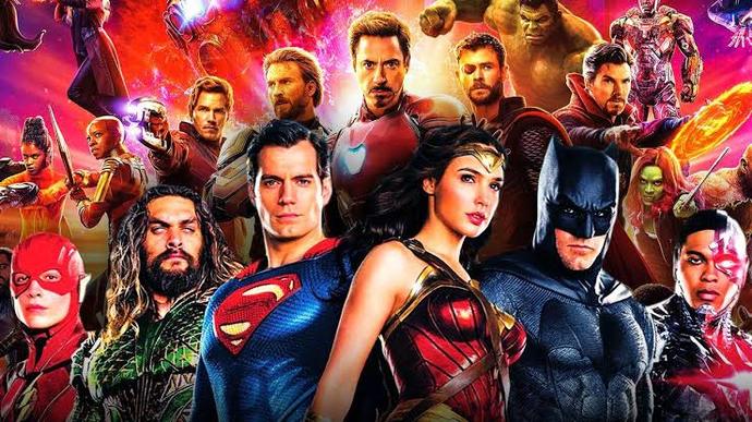 Kostümünü en çok beğendiğiniz ve beğenmediğiniz Marvel/DC karakteri hangisidir?