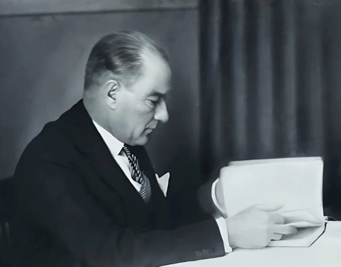 Atatürk yaşasaydı, sizce Türkiyeyi kültürel anlamda nasıl bir ülke haline getirirdi?