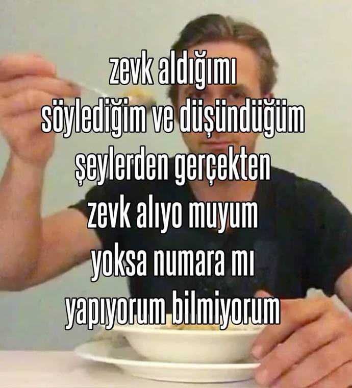 sanırım benim mental şu sıra iyi değil mış gibi yapıyorum. 