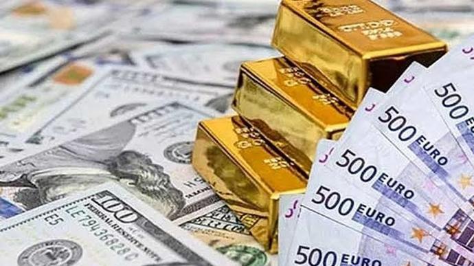 Dolar-euro-altın yine fırlamış. Var mı yastık altında geliriniz?