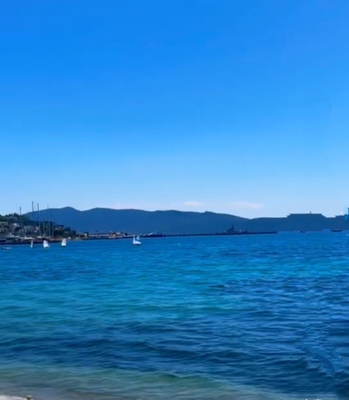İstanbul da bana güzel bir deniz önerebilir misiniz ayaklarımı sokucam da?