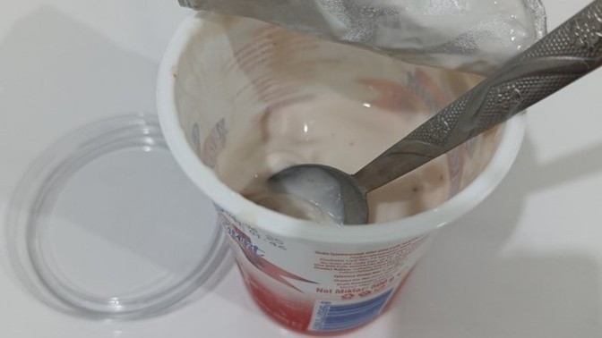 Benim gibi meyveli yoğurt hastası olan var mıı?