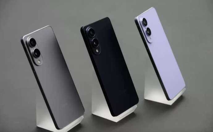 Samsung Galaxy S25 Edge modelinin hangi rengini beğendiniz?