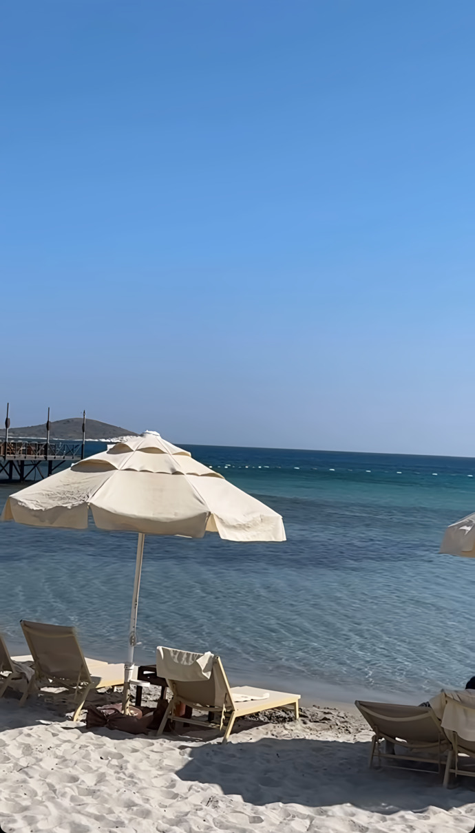 Ekonomiyi savunanların çocuklarının bir tatile 🏖️ 120.000₺ vermesi samimiyetsizlik midir?