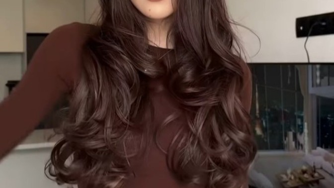 Bu saç rengi buğday tene gider mi?