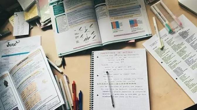 Leveli yükselterek Psikoloji ya da Fransızca okumak istiyorum sizce hangisi?