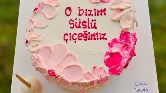 Yaş pasta sever misiniz?