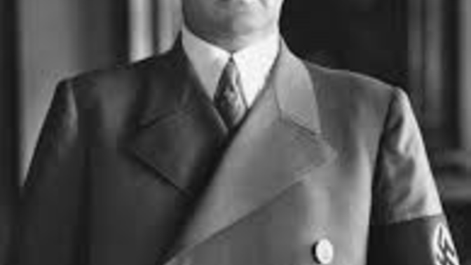 ADOLF HİTLER hakkında ne düşünüyorsunuz?