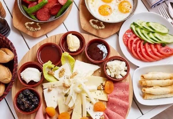 Sizce nasıl kahvaltı için yeterli mi?