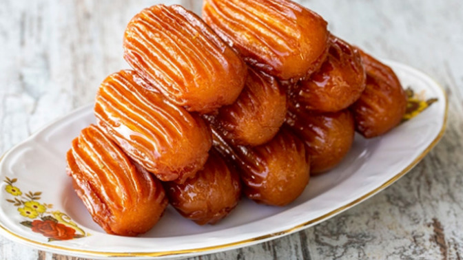 🍯 Tatlı Krizinde Zor Seçim: Tulumba mı, Kadayıf mı? Hangisi seni şeker komasına sürüklesin istersin 😋?