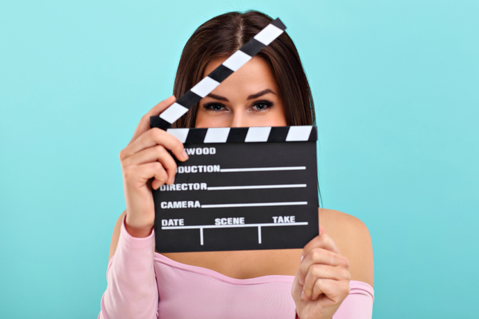 Hayatına bir film karakterini ekleyecek olsan kimi seçerdin ve neden?
