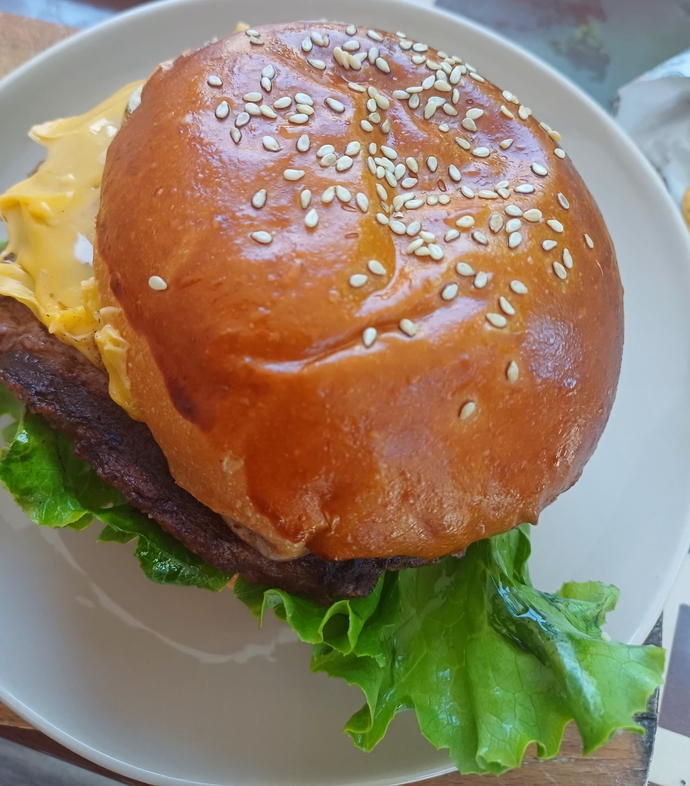 Hamburger de tercihin ev yapımı mı dışarı mı?