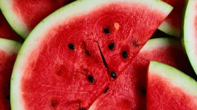 Yaz ayının vazgeçilmez meyvesinden hangisini tercih edersin?