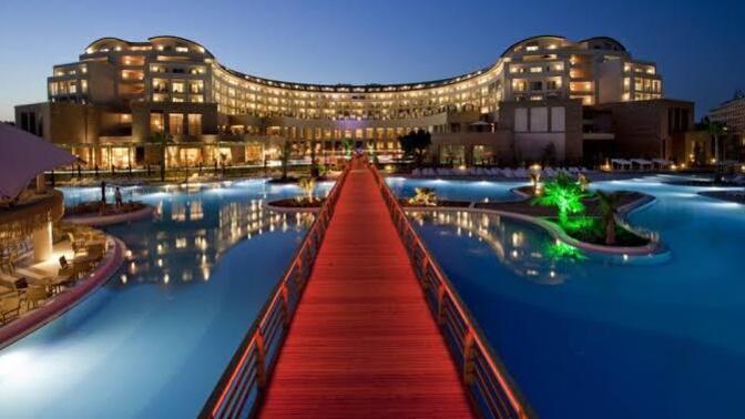 Her şey dahil otel tatili mi? Karavan kamp tatili mi? Hangisi daha eğlenceli?