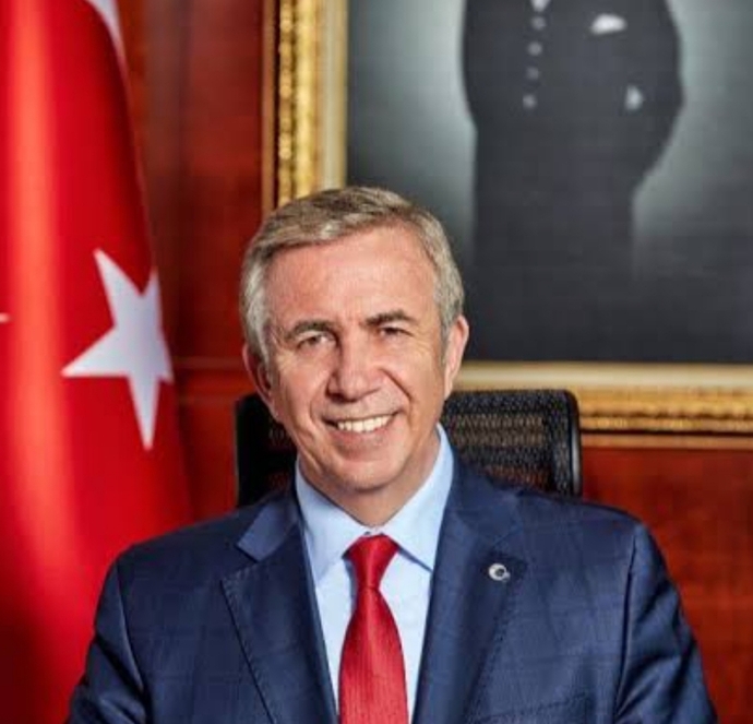 Kim gelecekte Cumhurbaşkanı olsun istersiniz?