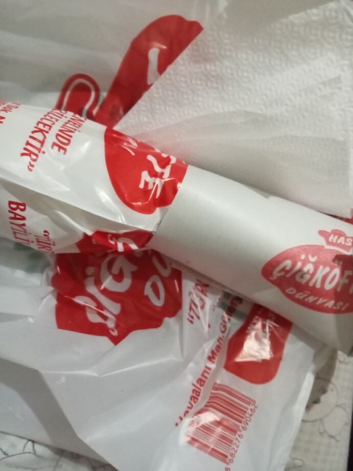 Geceleri yemek yeme alışkanlığım var , geceleri yemek yemeyi seven var mı?