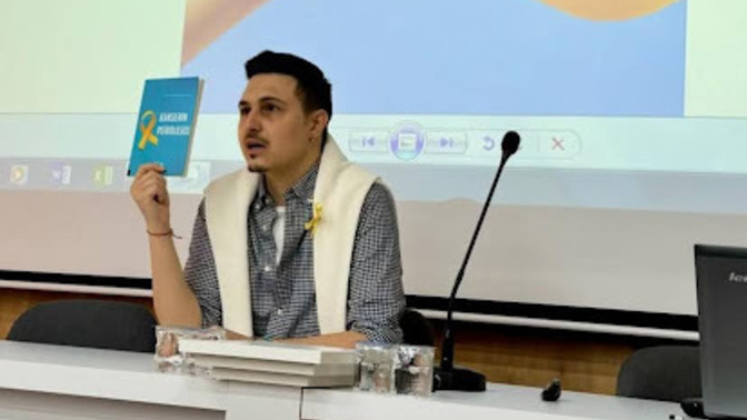 Ben, Klinik Psk. Melikşah Çakın; kronik hastalıklarda ve kanserde hasta veya hasta yakınlarına psikolojik destek hakkında bana sorularınız neler?