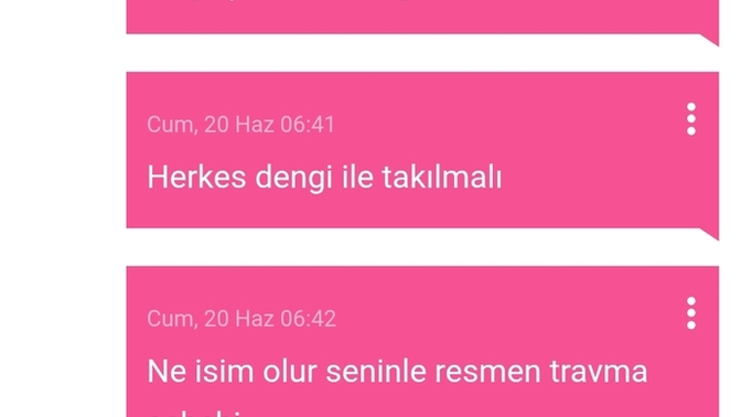 İlişkilerde yaş onemlimi? Herkes dengi ile takılmalı bence ya midemiz var 🤢?