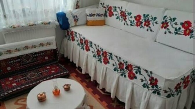 Yazın evime divan kursam 'köylü' damgası yer miyim?
