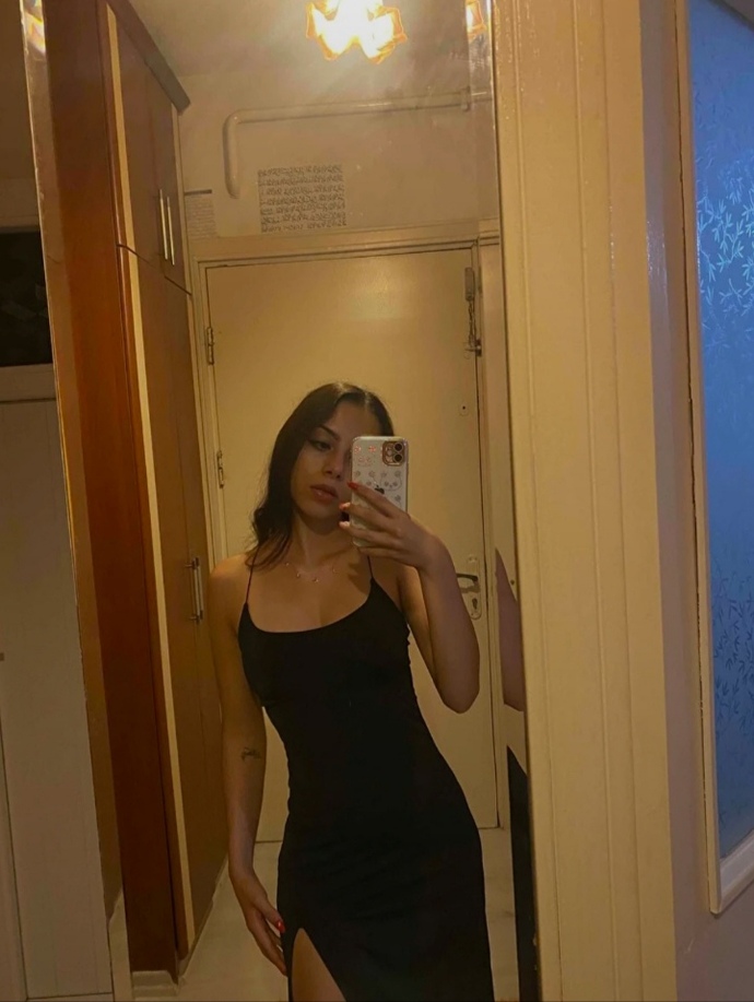 Elbisem nasıl duruyor, yakışmış mı?