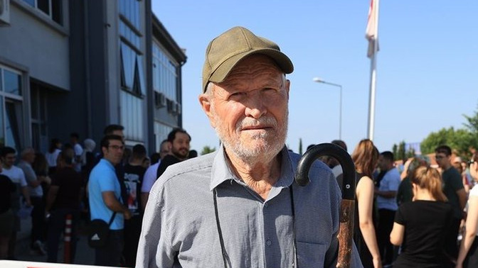İki üniversite mezunu 81 yaşındaki Şevki Kılıç, 8. kez üniversite sınavına girdi. Belli bir yaştan sonra sınava girmek doğru mu?