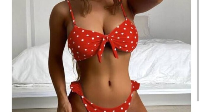 Puantiyeli bikiniler eskide mi kaldı?