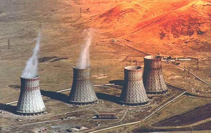 ABDnin İranın nükleer tesislerini vurması konusunda ne düşünüyorsunuz?